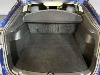 Tesla Model Y (Dual Motor) Long Range SUV 5dr Electric Auto 4WDE (384 bhp)