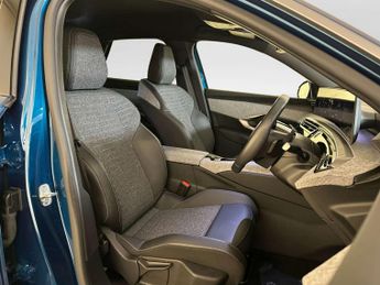 Peugeot E-3008 73kWh Allure SUV 5dr Electric Auto (11kW Charger) (210 ps)