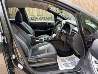 Nissan Leaf 40kWh Tekna Auto 5dr