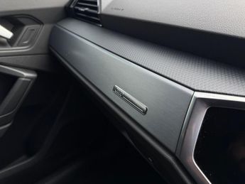 Audi Q3 2.0 TDI 35 S line S Tronic Euro 6 (s/s) 5dr