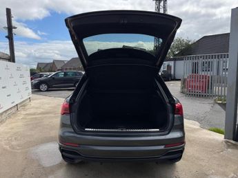 Audi Q3 2.0 TDI 35 S line S Tronic Euro 6 (s/s) 5dr