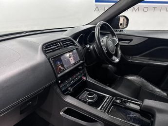 Jaguar F-PACE 2.0 D240 R-Sport Auto AWD Euro 6 (s/s) 5dr