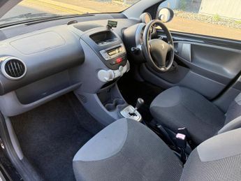 Peugeot 107 1.0 12V Urban 2 Tronic Euro 4 5dr