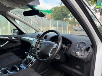 Ford S-Max 1.6 TDCi Titanium Euro 5 (s/s) 5dr