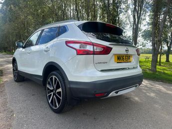Nissan Qashqai 1.6 dCi Tekna XTRON 2WD Euro 6 (s/s) 5dr