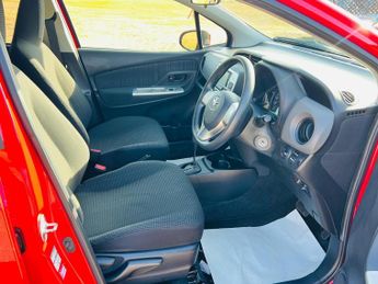 Toyota Yaris 1.0 AUTOMATIC,5DR