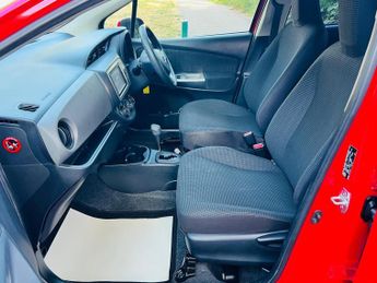Toyota Yaris 1.0 AUTOMATIC,5DR