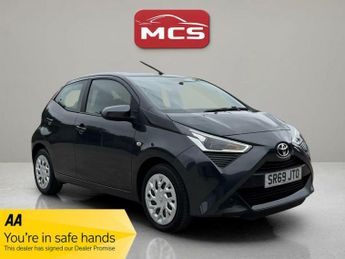 Toyota AYGO 1.0 VVT-i x-play Hatchback 5dr Petrol Manual Euro 6