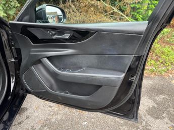 Jaguar XE 2.0 D180 S Auto Euro 6 (s/s) 4dr