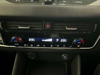 Nissan Qashqai 1.3 DIG-T MHEV N-Connecta SUV 5dr Petrol Hybrid Manual Euro 6 (s