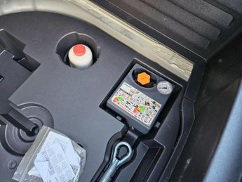 Nissan Juke 1.6 Tekna XTRON Euro 6 5dr