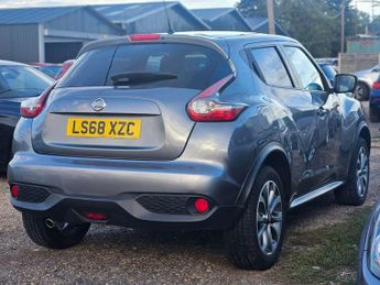 Nissan Juke 1.6 Tekna XTRON Euro 6 5dr