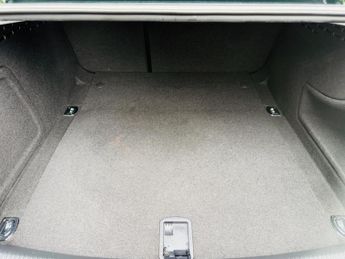 Audi A4 2.0 TFSI S line Saloon 4dr Petrol S Tronic Euro 6 (s/s) (190 ps)