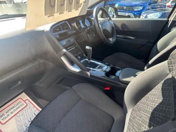 Peugeot 3008 1.6 HDi Active SUV 5dr Diesel ETG Euro 5 (s/s) (115 ps)