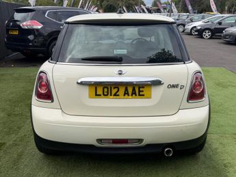 MINI Hatch 1.6 One D Hatchback 3dr Diesel Manual Euro 5 (s/s) (90 ps)