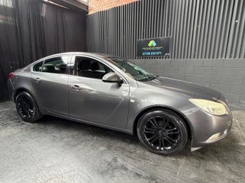 Vauxhall Insignia 2.0 CDTi Exclusiv Euro 5 4dr