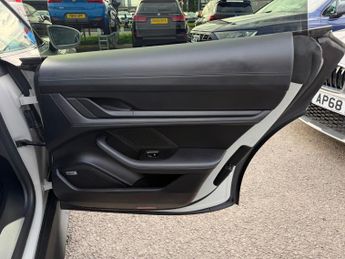 Porsche Taycan Performance Plus 93.4kWh 4S Auto 4WD 4dr