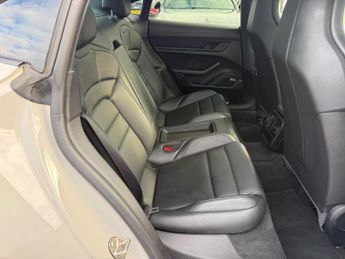 Porsche Taycan Performance Plus 93.4kWh 4S Auto 4WD 4dr