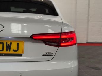 Audi A4 2.0 TDI S line S Tronic quattro Euro 6 (s/s) 4dr
