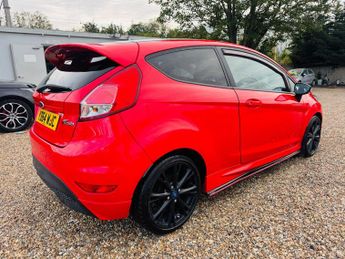 Ford Fiesta 1.0T EcoBoost Zetec S Red Edition Euro 5 (s/s) 3dr