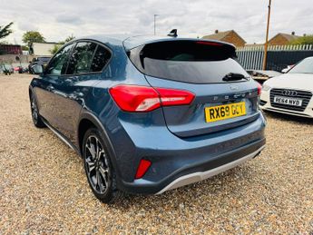 Ford Focus 1.0T EcoBoost Active X Auto Euro 6 (s/s) 5dr