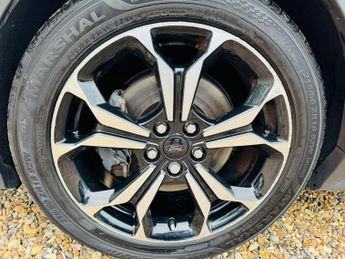 Ford Focus 1.0T EcoBoost Active X Auto Euro 6 (s/s) 5dr