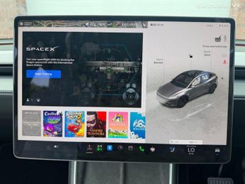 Tesla Model Y 84.7kWh (Dual Motor) Long Range Auto 4WDE 5dr