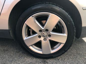 Volkswagen Passat 2.0 TDI Sport DSG Euro 4 5dr