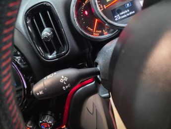 MINI Countryman 1.5 10kWh Cooper SE Sport Auto ALL4 Euro 6 (s/s) 5dr