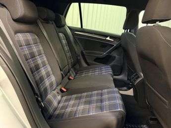 Volkswagen Golf 1.4 TSI GTE DSG Euro 6 (s/s) 5dr