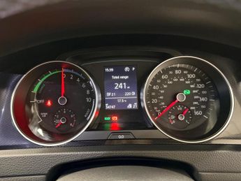 Volkswagen Golf 1.4 TSI GTE DSG Euro 6 (s/s) 5dr