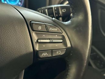 Hyundai KONA 1.0 T-GDi MHEV Premium SUV 5dr Petrol Hybrid Manual Euro 6 (s/s)