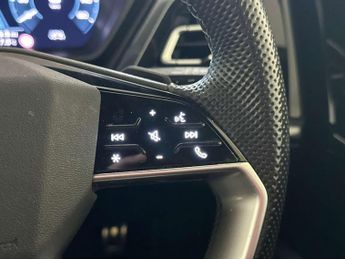 Audi Q4 e-tron 40 S line SUV 5dr Electric Auto 82kWh (204 ps)