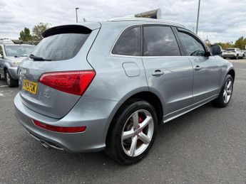 Audi Q5 2.0 TFSI S line SUV 5dr Petrol Manual quattro Euro 5 (211 ps)
