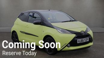 Toyota AYGO 1.0 VVT-i x-cite 3 Yellow Bi-Tone Euro 6 5dr