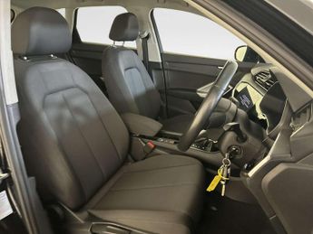 Audi Q3 1.4 TFSIe 45 Technik SUV 5dr Petrol Plug-in Hybrid S Tronic Euro