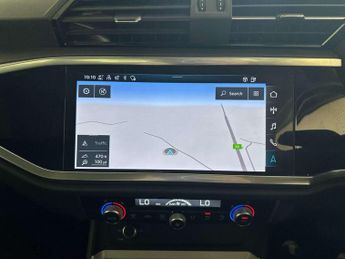 Audi Q3 1.4 TFSIe 45 Technik SUV 5dr Petrol Plug-in Hybrid S Tronic Euro