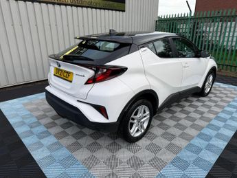 Toyota C-HR 1.8 VVT-h Icon CVT Euro 6 (s/s) 5dr