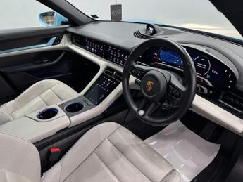 Porsche Taycan Performance Plus 93.4kWh 4S Saloon 4dr Electric Auto 4WD (571 ps