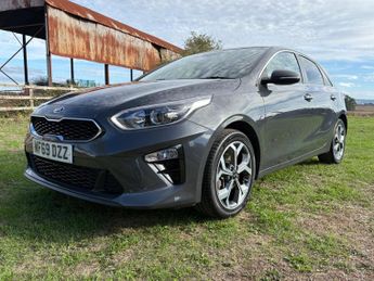 Kia Ceed 1.4 T-GDi 3 DCT Euro 6 (s/s) 5dr