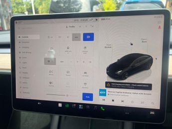 Tesla Model 3 (Dual Motor) Long Range Auto 4WDE 4dr