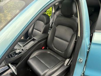 MG MG ZS 44.5kWh Exclusive Auto 5dr