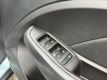 MG MG ZS 44.5kWh Exclusive Auto 5dr