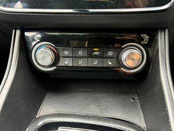 MG MG ZS 44.5kWh Exclusive Auto 5dr