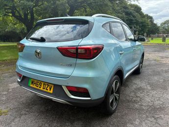 MG MG ZS 44.5kWh Exclusive Auto 5dr