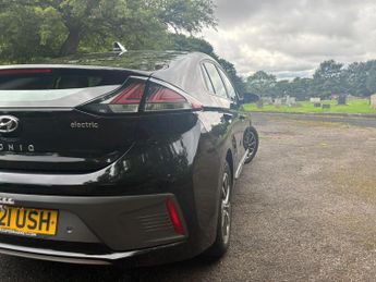 Hyundai IONIQ 38.3kWh Premium Auto 5dr