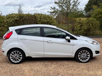 Ford Fiesta 1.5 TDCi Zetec Euro 5 5dr