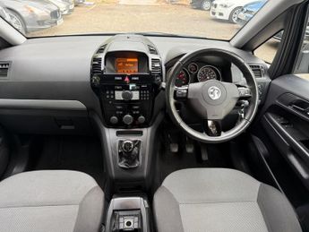 Vauxhall Zafira 1.6 16V Exclusiv Euro 5 5dr
