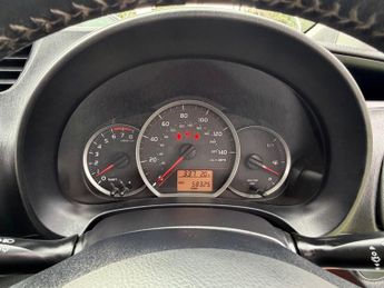 Toyota Yaris 1.33 Dual VVT-i TR Hatchback 5dr Petrol Manual Euro 5 (101 ps)