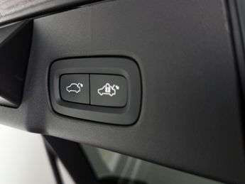 Volvo V90 2.0 B4 MHEV Inscription Estate 5dr Petrol Hybrid Auto Euro 6 (s/